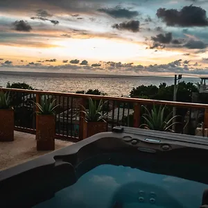 Casa Mangle, Jacuzzi + Piscina Privada. 25 Mts Del Mar Villa