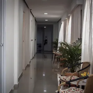 Hotel Arizona *