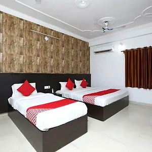 Oyo 8891 Nancy Residency Hotell