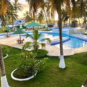 Playa Luna 3*