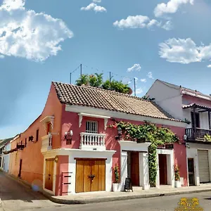 Hostal Life Is Good