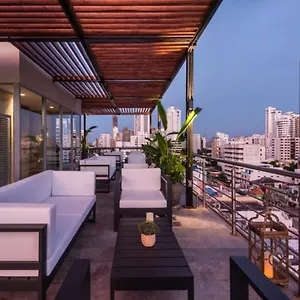 Oz Luxury 4*