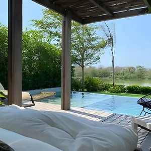 Holiday home Hermosa Casa En Karibana Ctg