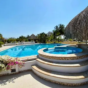 CAMATAJUA BARÚ HOUSE, casa con playa en Isla Barú *