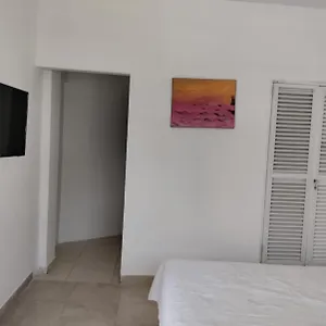 Maos Flats Homestay Cartagena