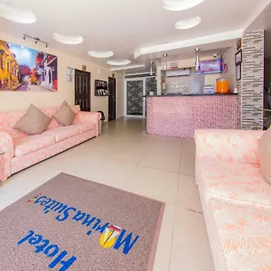 马丽娜酒店 3*